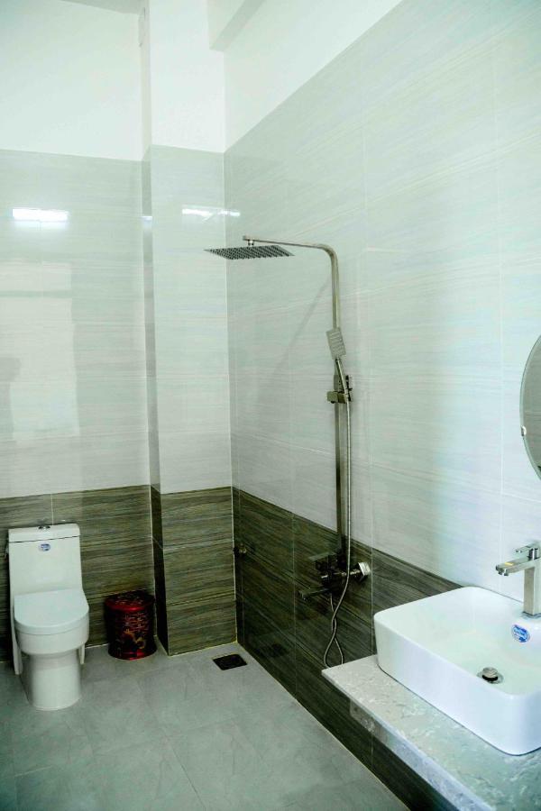 Chau Ngoc Vien Hotel - Bien My Khe - Куангнгай Екстер'єр фото
